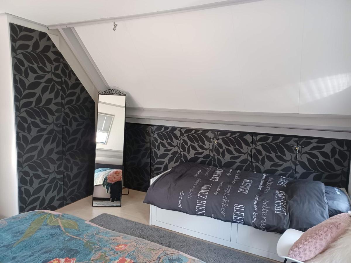 Karakteristiek Huis In Centrum Winsum Met Nieuwe Badkamer Zewnętrze zdjęcie